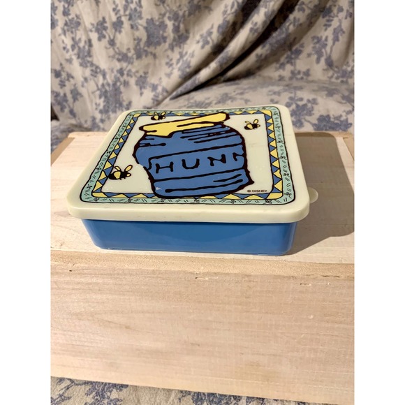 Zak Selandia Winnie the Pooh Disney Lunch Container - Picture 2 of 9